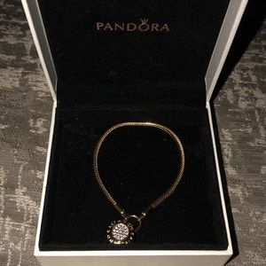 Retired Pandora Shine Locket 💛
